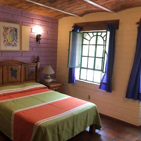Bed and Breakfast Casa Del Retono Tlaquepaque Esterno foto
