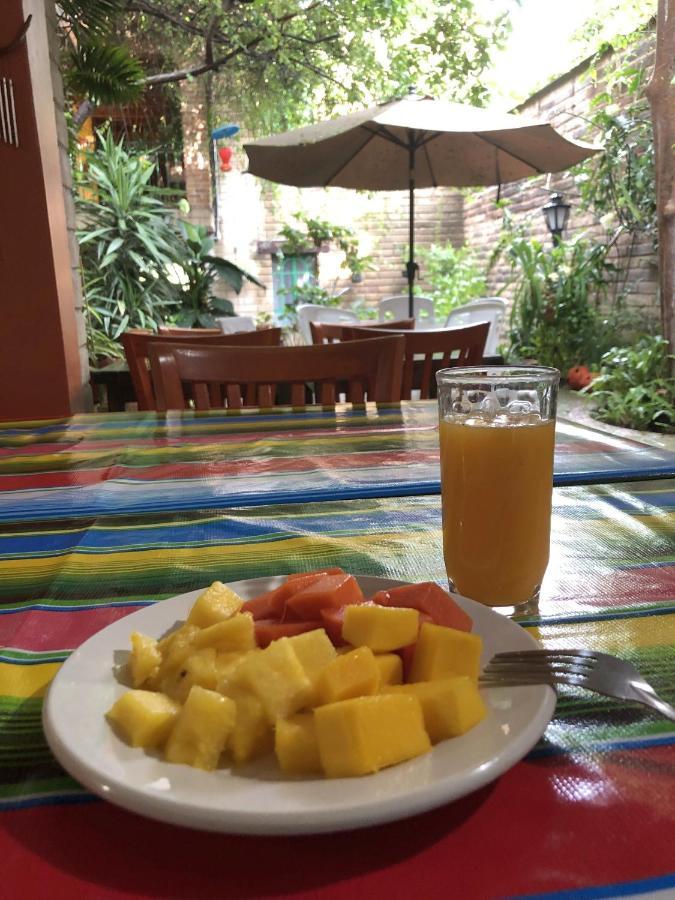 Bed and Breakfast Casa Del Retono Tlaquepaque Esterno foto